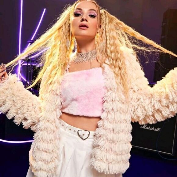 Plus Solid Teddy Jacket - Picture 7 of 7